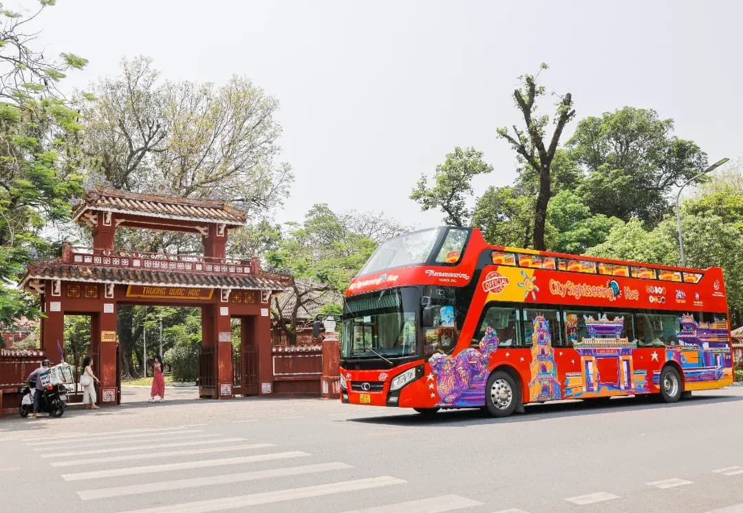 xe-bus-02-tang-hue (1).webp